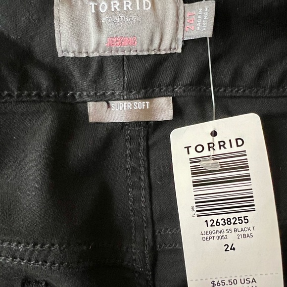 NWT Torrid Super Soft Skinny Jegging - Picture 4 of 5